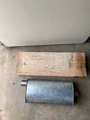 Nuevo silenciador 1975 1976 1977 Dodge Aspen, Dart, Sport y PLYMOUTH Duster Valiant Foto 1 de 4