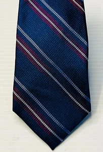 New Tommy Hilfiger Men’s Tie Navy w/ Maroon Silk Blend 3.25” Wide New With Tags - Picture 1 of 7