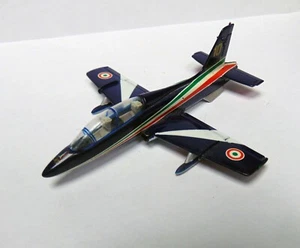 Armour Collection MB 339 A "Frecce Tricolori" art. 5000 Scale 1:100 - Picture 1 of 4