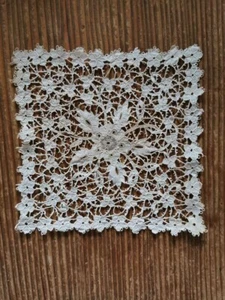Antique 1800s Carrick Macross Lace Cutwork Doily Handcrafted Linen Rare Japan - Picture 1 of 10