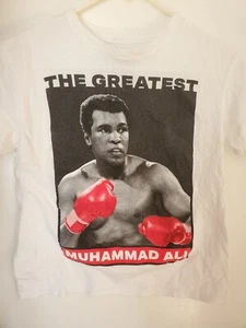 AUTHENTIC MUHAMMAD ALI  THE GREATEST LISTON BOXING T SHIRT S  - Picture 1 of 2