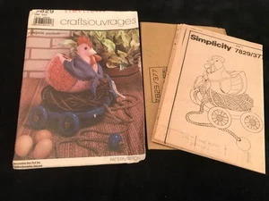 VTG Simplicity Sewing Pattern Decorative Hen Pull Toy #7829 1986 Uncut - Picture 1 of 2
