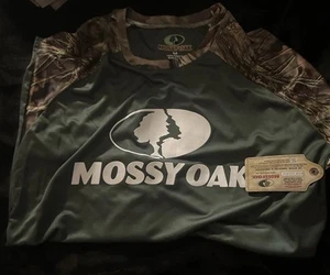 Mossy Oak Long Sleeve Men’s Camo Shirt - Picture 1 of 5