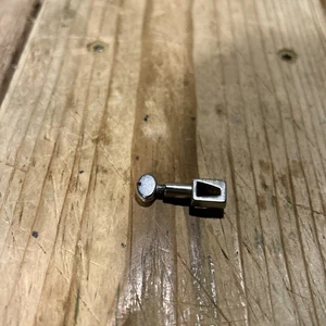 Montgomery Ward UHT J277F Sewing Machine Needle Holder - Picture 1 of 2