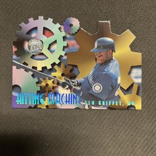 1996 FLEER ULTRA HITTING MACHINE KEN GRIFFEY JR  GOLD MEDALLION #4