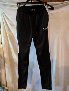 Nike Youth Boys Sweat Pants Size XL. Black And White; Nike Swoosh - Picture 1 of 7