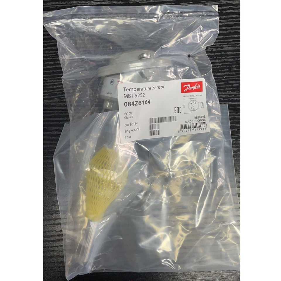 1PCS New Danfoss Temperature Sensor MBT5252 084Z6164 - Image 1 of 1