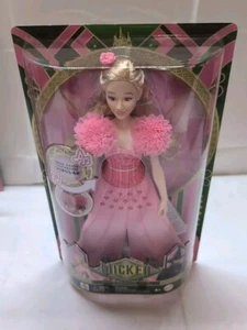 Mattel Wicked SINGING Glinda Witch 12,75" Barbie Puppe FEHLER - Fehldruck URL RARE - Bild 1 von 6