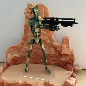 STAR WARS FIGUR BATTLE DROID (KASHYYYK CONQUEST) SAGA SAMMLUNG 2006 C - Bild 1 von 5