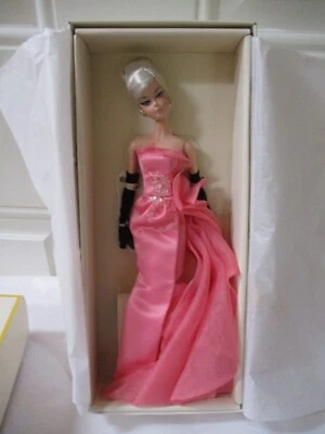 NEW MATTEL BARBIE SILKSTONE FASHION MODEL GLAM GOWN GOLD LABEL LTD ED 10,000 DGW - Image 1 of 4