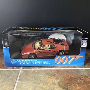 AUTOart James Bond 007 For Your Eyes Only 1:18 Lotus Esprit Turbo Diecast In Box - Picture 1 of 24