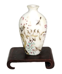 Antique Chinese Porcelain Snuff Bottle Birds on Branch Motif in Enamels (Kai) - Picture 1 of 14