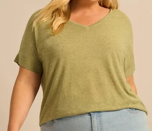 NEW SUZANNE GRAE SHORT SLEEVE V-NECK TEE, KHAKI SIZE 2XL - Picture 1 of 3