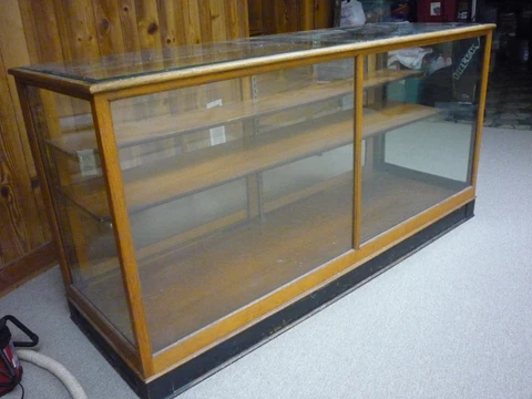 72L x 25W x 36H 2 Shelf Oak Display Cabinet Cover