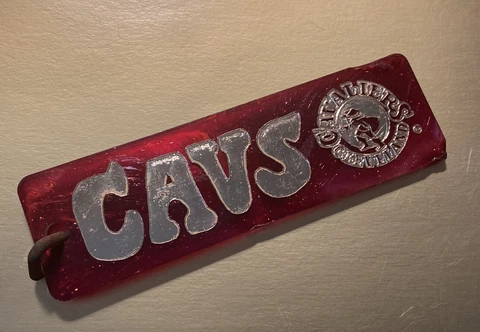 Cleveland Cavs Basketball vintageKeychain Cavaliers Red Gold Plastic Sparkly 5” Cover
