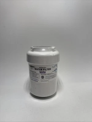 GE MWF Replacement Refrigerator Water Filter , Amazon Basics  - Pack of 1 - Image 1 of 2