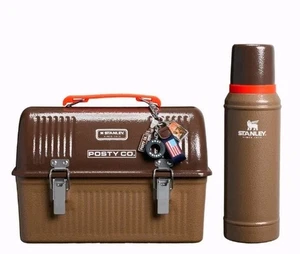 The Post Malone x Stanley Legendary Classic Flasche und Brotdose Set - IN HAND - Bild 1 von 10