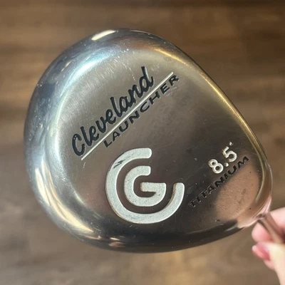 Cleveland Launcher 330 Driver 8.5° - Gold 65g S-Flex Graphite - Right Hand 44" - Image 1 of 4