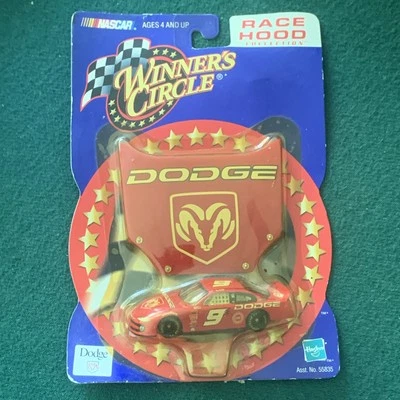 Dodge NASCAR 2000 Winners Circle Bill Elliot #9 1:64 con capó Foto 1 de 3