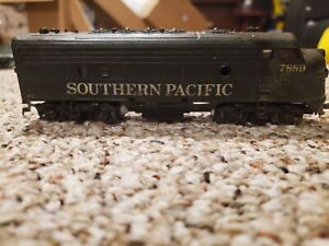 Southern Pacific 7889 HO Tested