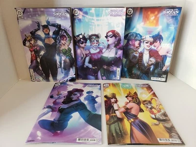 Gotham City Sirens Unfit for Orbit # 1 2 3 4 5 (NM+ or 9.6) - Variant Cover Set! - Image 1 of 4