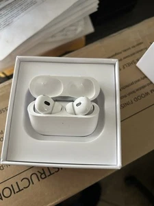 Apple AirPods Pro 2nd Generation with MagSafe Wireless Charging Case (USB‑C)... - Photo 1 sur 2