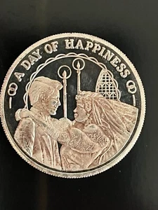1990 1 oz .999 Fine Silver A Day of Happiness Cathy & Harold vintage Bullion - Picture 1 of 5