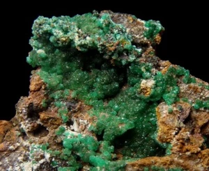 Cristales verdes ADAMITA -- GRECIA Attica LAVRION Kamariza - Mina Hilarión /pk055 - Imagen 1 de 12