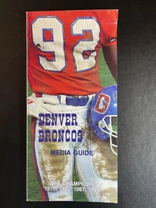1992 Denver Broncos NFL Football Media Guide John Elway - Picture 1 of 1