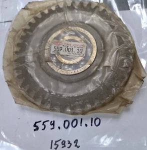 NOS TRACTOR PARTS 55900110 Drive gear with bearing - Picture 1 of 3