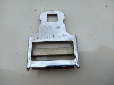Hebilla de cinturón de seguridad Jeep Wagoneer Cherokee J10 J20 Foto 1 de 2