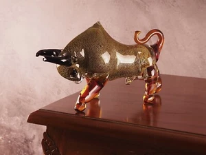 Decorative Murano Glass Art Sculpture “Battle Bull” - Crystal Glass Bull Figurine - Picture 1 of 7