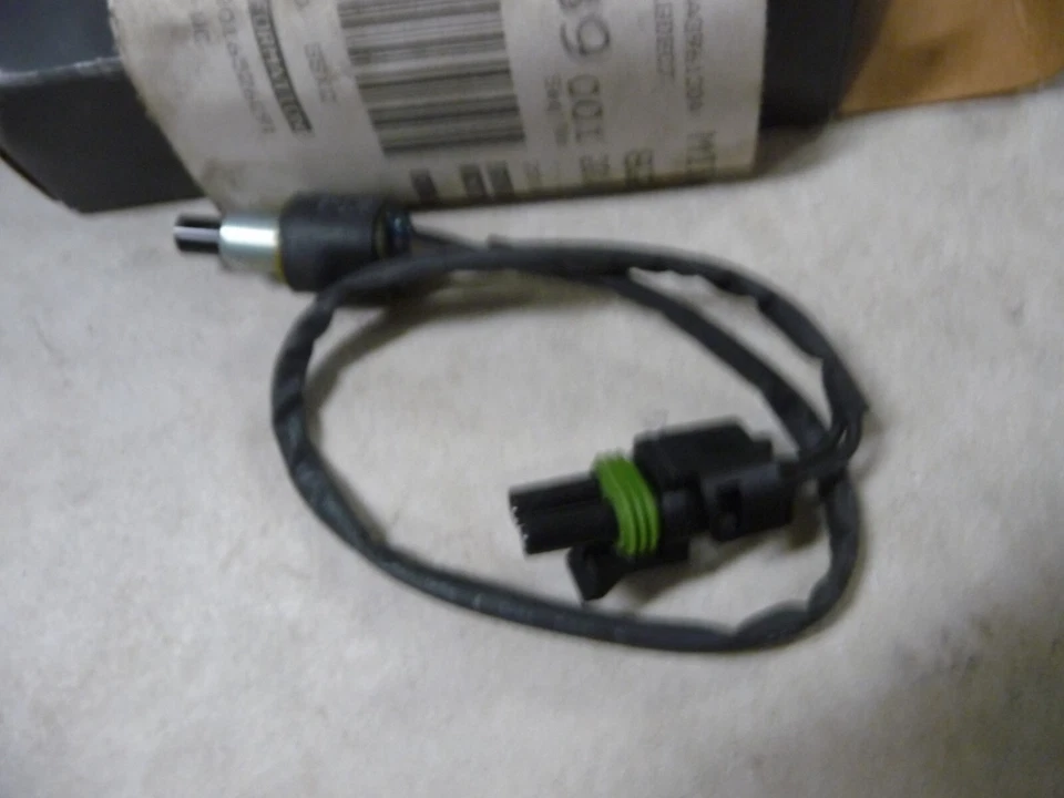 OEM International Switch 2016526C91  - Image 1 of 1