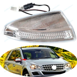 Luz de señal de giro del espejo lateral derecho para Mercedes Benz W164 ML ML350/450 GL350 GL450 - Imagen 1 de 6