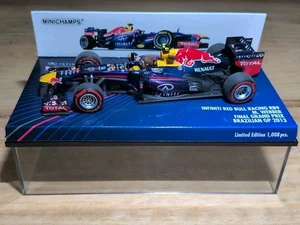 MINICHAMPS 1/43 Infiniti Red Bull RB9 Mark Webber Final Brazilian 2013 410130102 - Foto 1 di 2