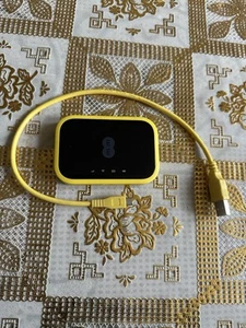EE 4GEE Wifi Mini MBB EE70VB-2AE8GB3 Black & Yellow Portable Wi-Fi Hotspot Modem - Photo 1/4