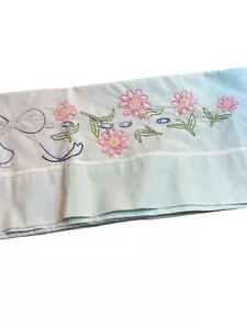 Handgenähtes Paar Vintage bestickte Kissenbezüge. Blumenmuster Standardgröße - Bild 1 von 1