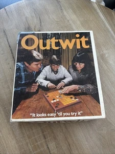Outwit Board Game Strategy Game Parker Brothers Family Fun Vintage - Picture 1 of 9