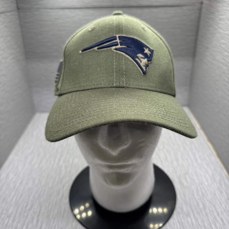 New England Patriots New Era 39THIRTY NFL Salute to Service Olive Hat S/M - Image 1 of 4