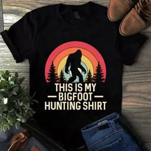 This Is My Bigfoot Hunting Shirt Retro Vintage Shirt - Picture 1 of 1