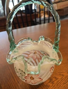 Fenton Meadow Beauty Basket Ruffle Green Crest HandPainted  Sign Jane Reynolds - Picture 1 of 6