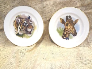 VINTAGE WILD TIGER & GIRAFFE HAND DECORATED PICKARD 6" CHINA PLATE SET of 2 USA - Picture 1 of 7