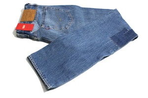 levis strappati