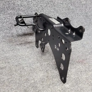 BMW X5 Rear Right Side Seat Striker Bracket 03 - Picture 1 of 7