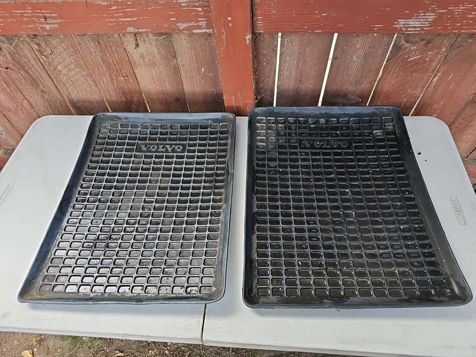 Volvo 240 OEM Backseat Floor Mats Trays Blue Waffle Rare 242 244 245 - Image 1 of 4