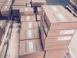 1PC NEW YASKAWA SERVO motor SGMJV-08ADA2C - Picture 1 of 1