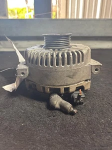 Alternator LINCOLN AVIATOR 03 04 05 - Picture 1 of 4