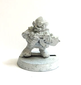 Warhammer40K Metal Squat "Smoothbore Sten" 1987 - Picture 1 of 2