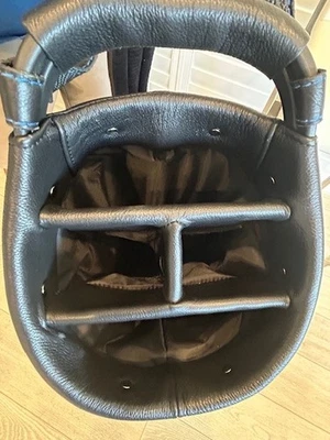 SUN MOUNTAIN (Estilo MacKenzie) Prem.  Bolsa de golf Walker de cuero con cubierta de lluvia NUEVA Foto 1 de 4