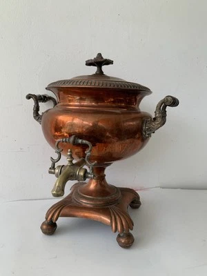 Ancien et trés beau Samovar en cuivre rouge et bronze. Angleterre 1820-1840 - Photo 1/4
